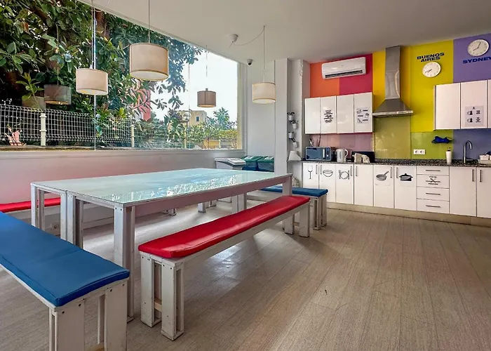 Palma Port Hostel - Albergue Juvenil