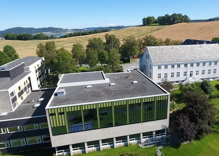 Sund Sommerhotell, Inderoy