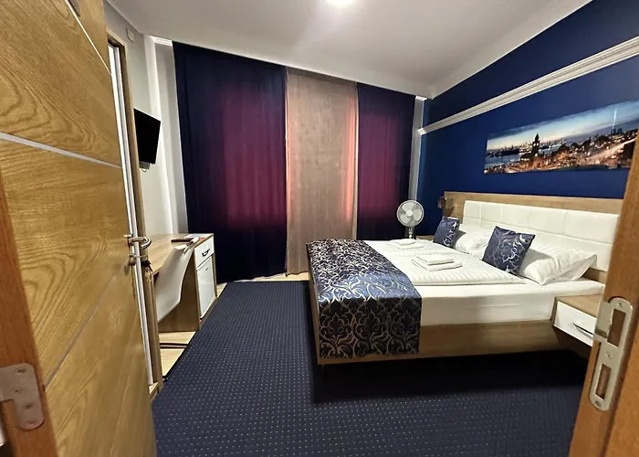 C&S Hotel