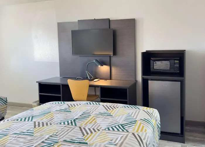 Motel 6-Dyersburg, Tn