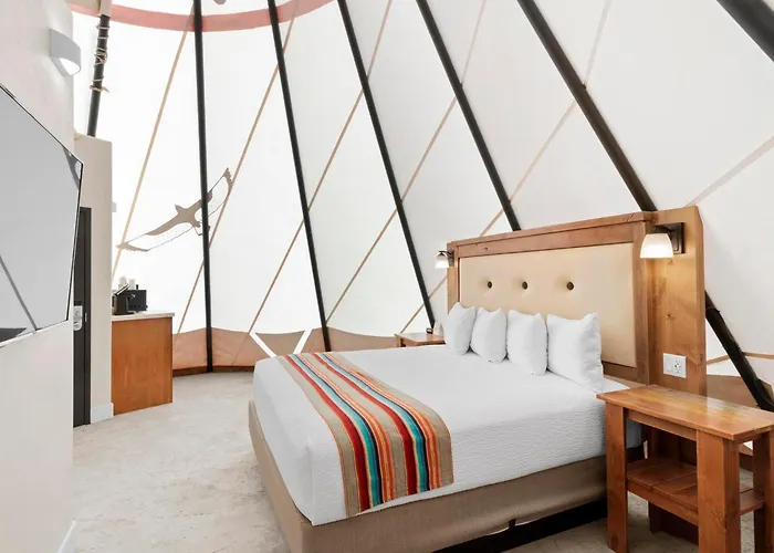 Bluff Dwellings Resort