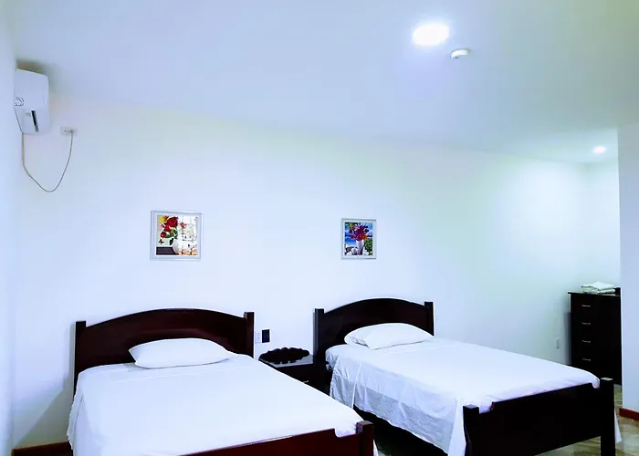 Day And Night Hotel Belmopan