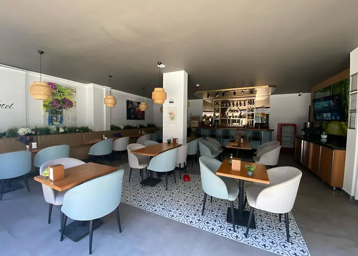 Rodis Hotel