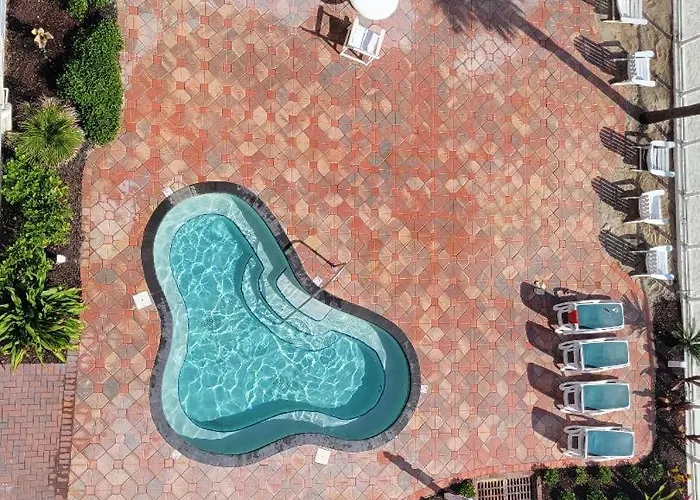 Days Inn By Wyndham Daytona Oceanfront