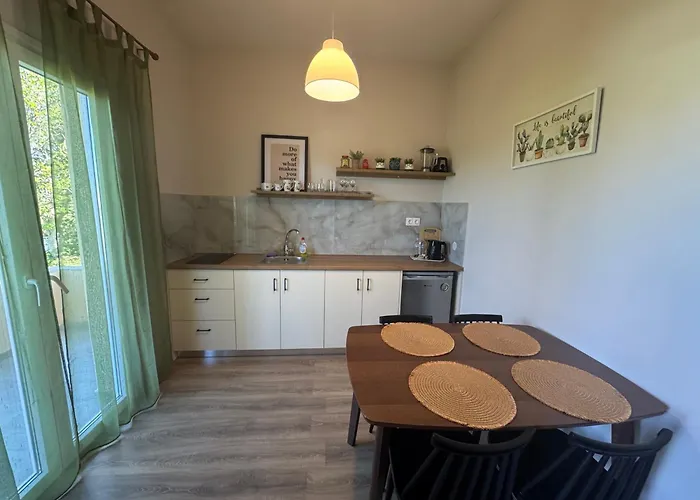 Olive Garden Studios&Apartments