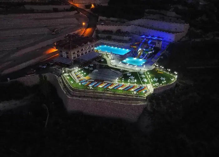 Simon Aqua Park Otel