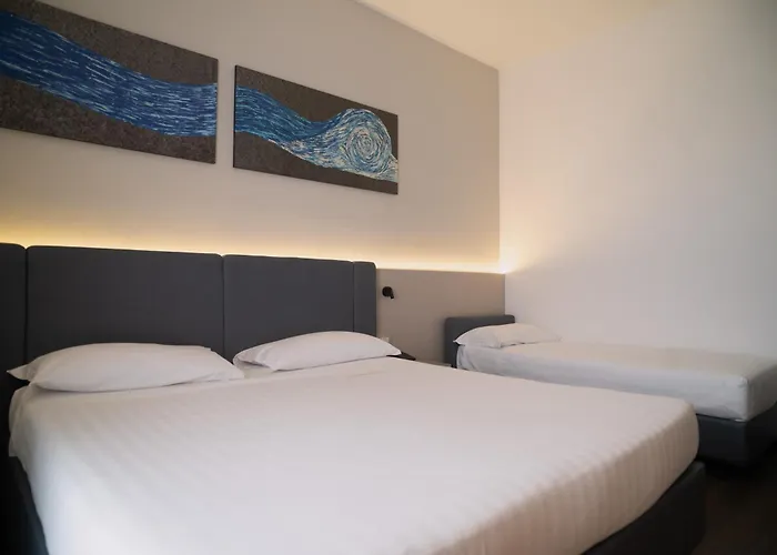 Sea Lion Hotel