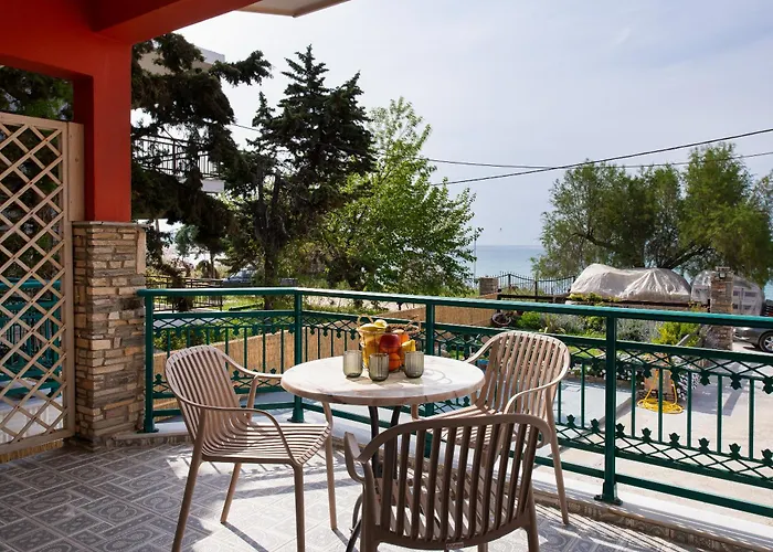 Castaway Suites - Studios Christos