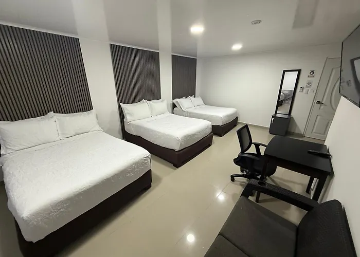 Apartahotel Plaza