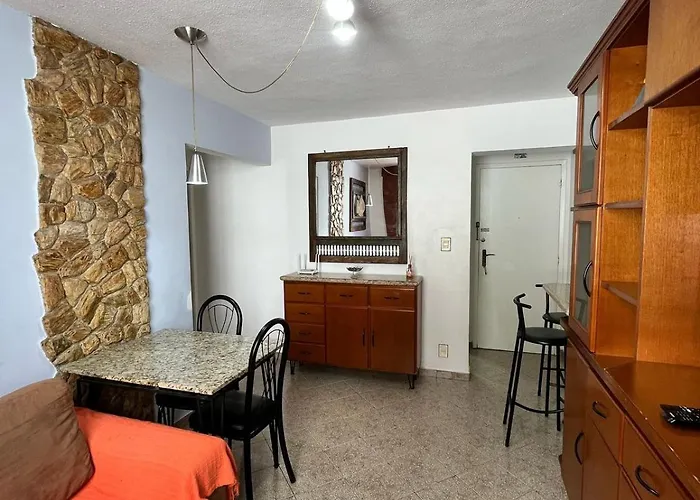 Lindo apartamento em Icaraí perto de tudo.