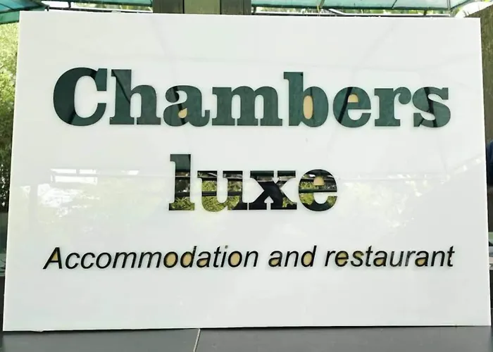 Chambersluxe Accomodation And Restaurant