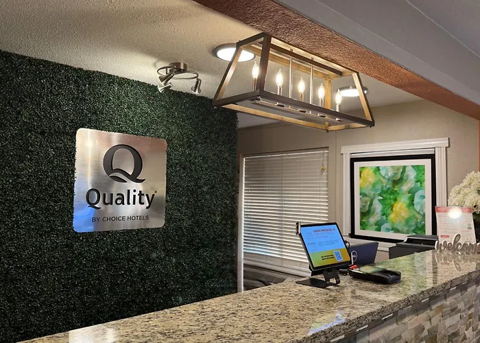 Quality Inn Crestview I-10 Eglin Afb Area