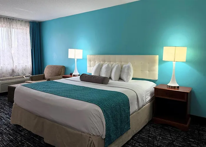Howard Johnson By Wyndham Evansville East