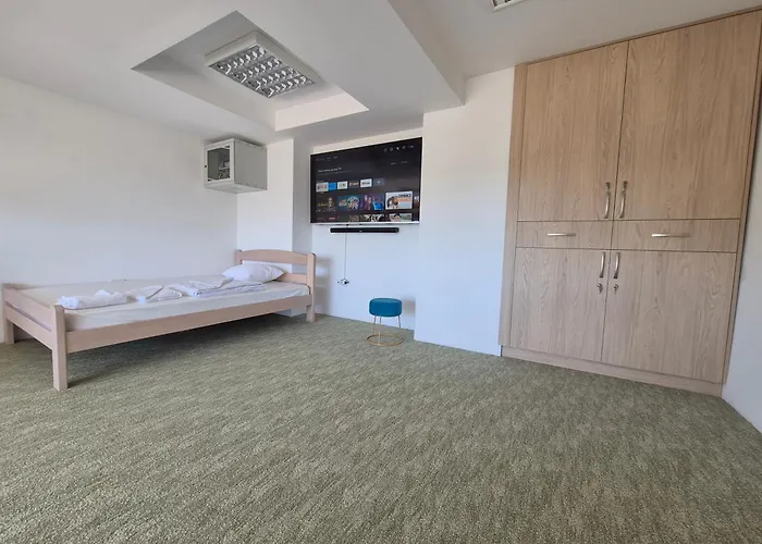 Adriamont - Rooms & Coworking