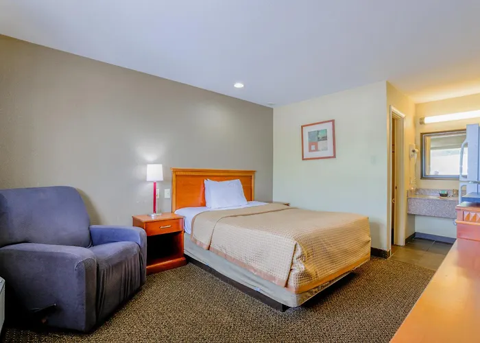Budget Inn By Oyo Natural Bridge I-81