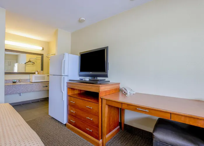 Budget Inn By Oyo Natural Bridge I-81