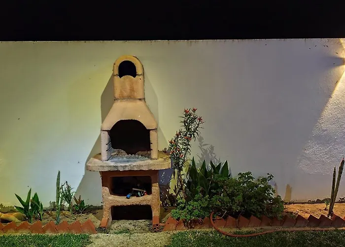 Dar Lebharr Studio