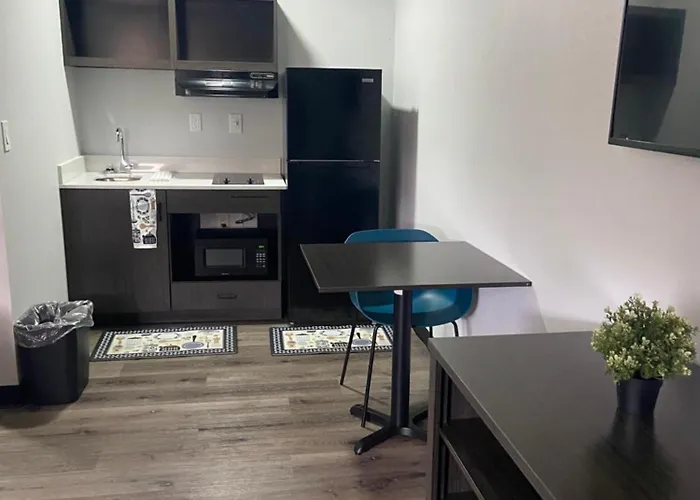 Southern Suites Forest Park