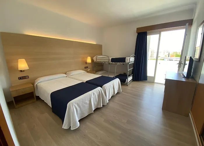 Nautilus Hotel