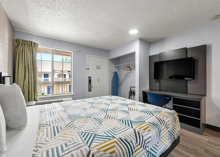 Studio 6 Extended Stay - Roswell, Ga - Atlanta
