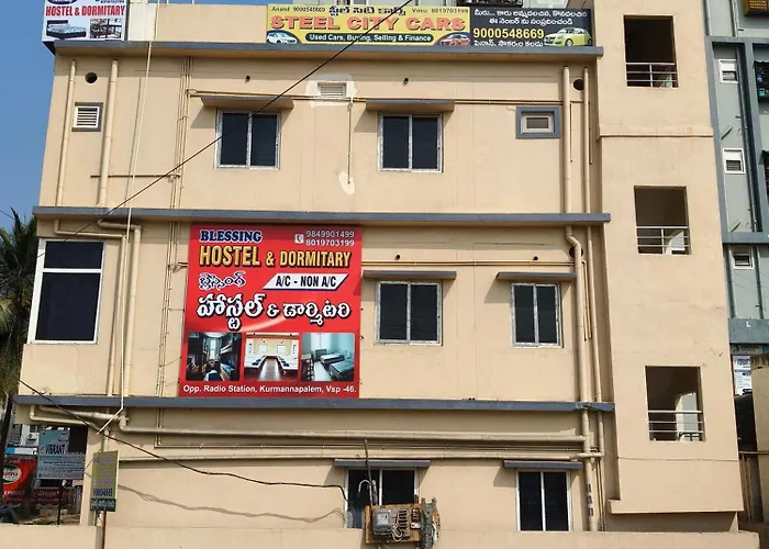 Blessing Hostel And Dormitory