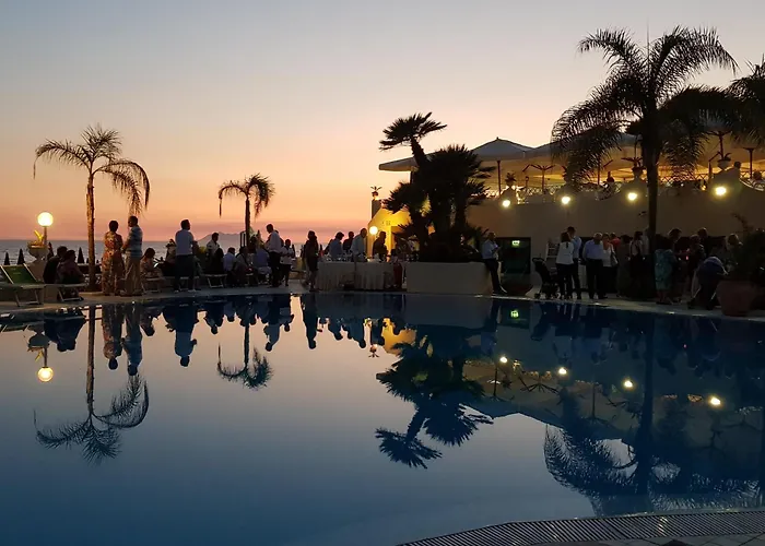 Hotel La Playa