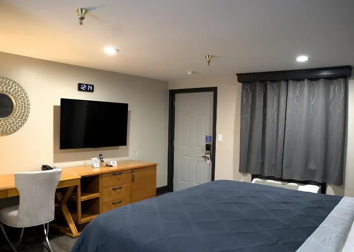 Carrier Motor Lodge