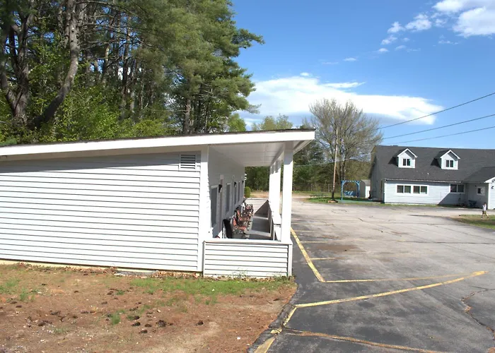 Pilgrim Inn & Cottages