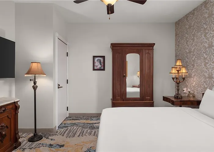 National Hotel Jackson Tapestry Collection By Hilton