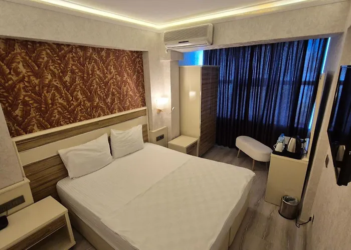 Best Smyrna Hotel