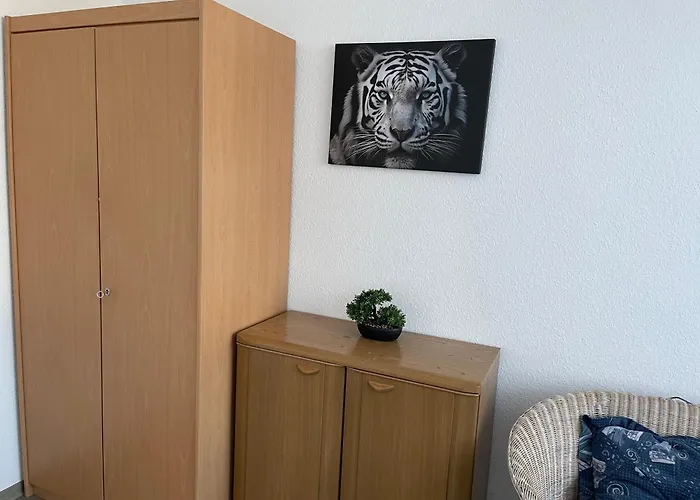 Friendly-Room 200 M To 5 Museums