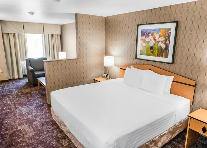 Crystal Inn Hotel&Suites - West Valley City