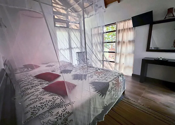 Sat Nam Village Eco-Hotel