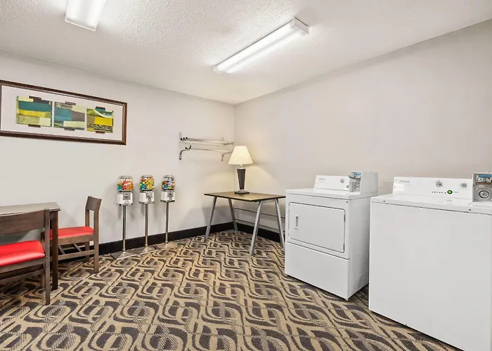 Super 8 By Wyndham Harrison Ar