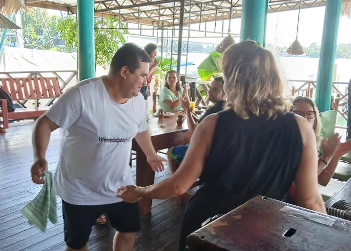The Golden Resort - Tortugal River Lodge & Marina