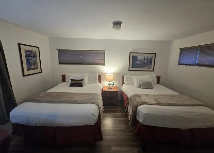 Cedar Lodge Dunsmuir