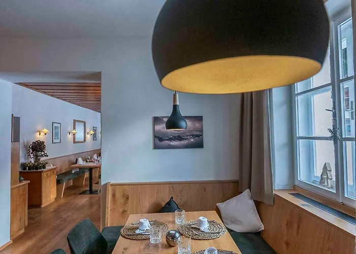 Berghotel-Gasthof Gstrein