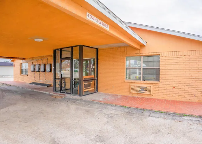 Mineral Wells Motels