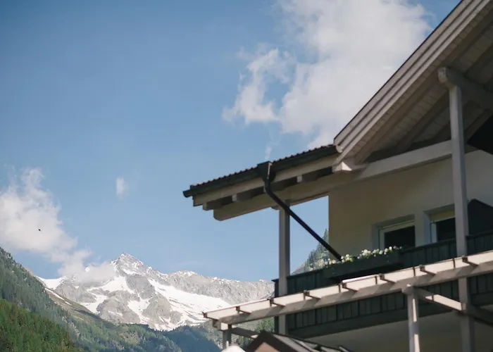 Hotel Fronza - Your Hike & Mountain Home