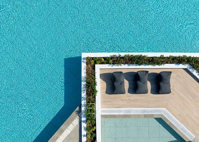 Niriides Hotel