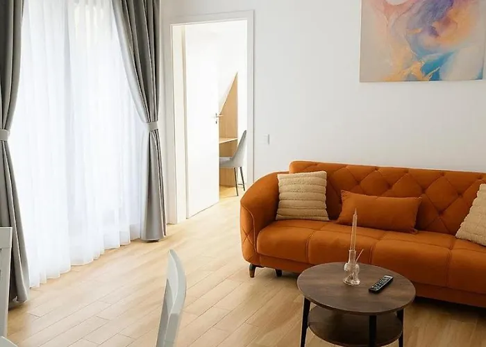 Cinque Stelle Hotel Apartments