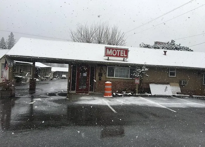 Colfax Motorlodge