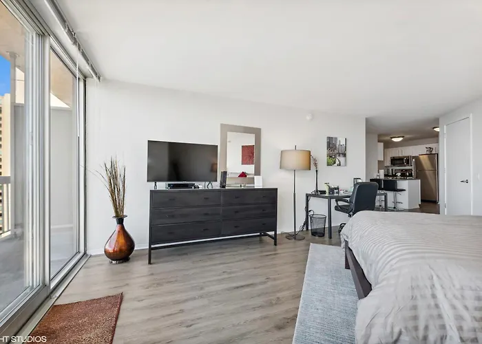 The Penthouse At Grand Plaza