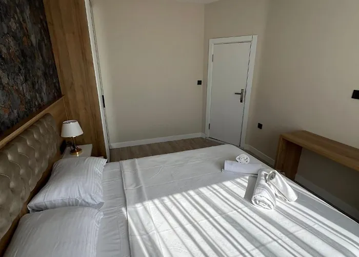 Cam Otel