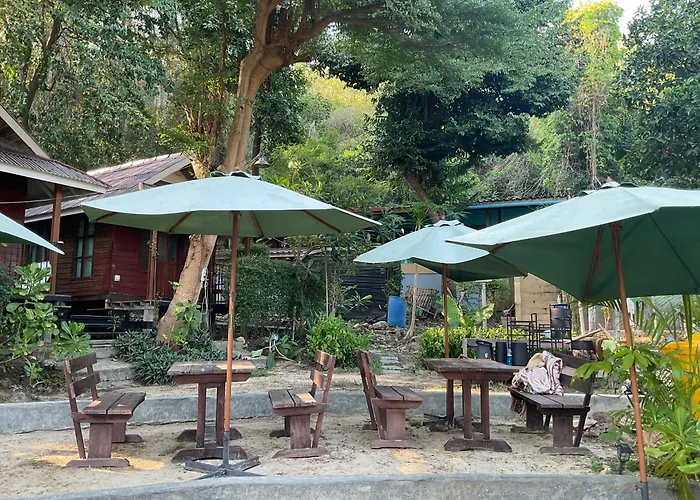 Tipthong Hut - Tropic Garden Resort