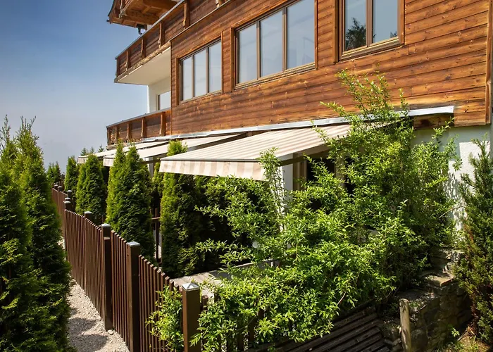 Hotel Pension Tyrol