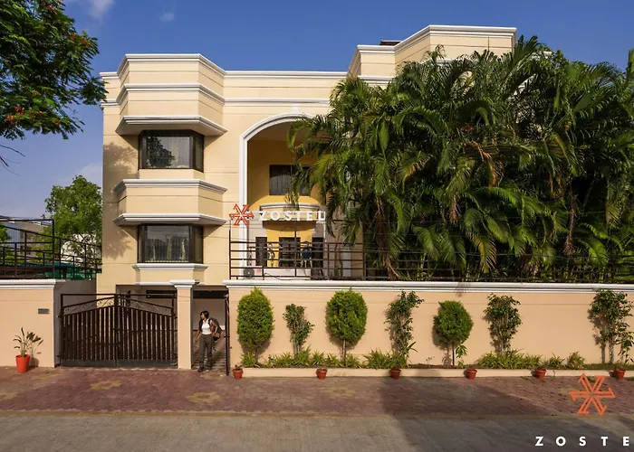 Indore Hostels