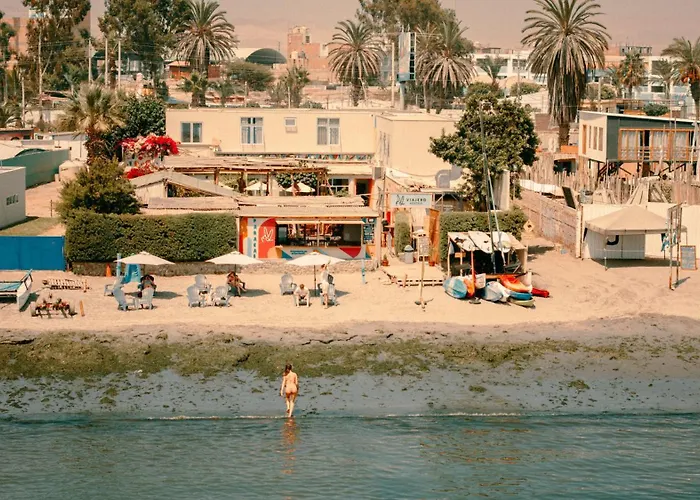 Paracas Beach hotels