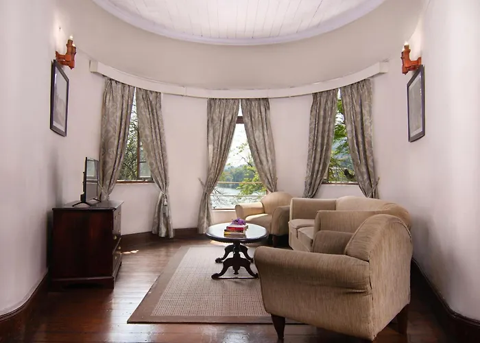 Queen'S Hotel Kandy - 160 Years Of Heritage