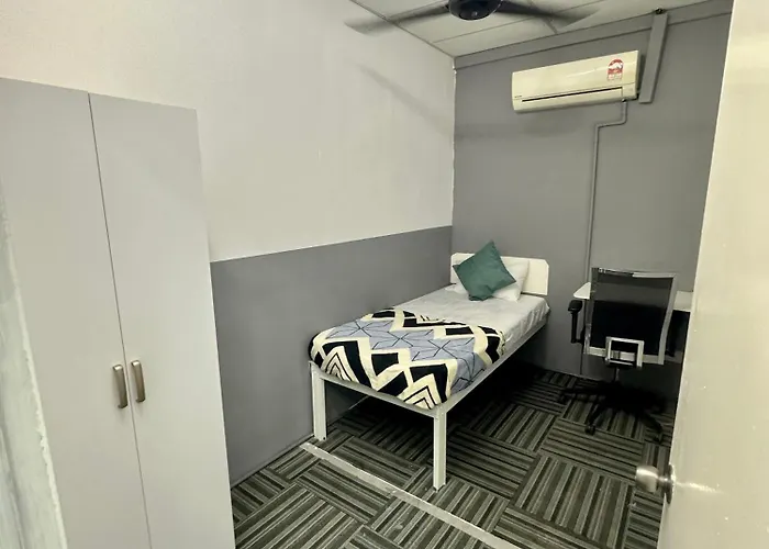 Ss Grey Hostel Bandar Utama